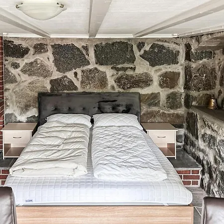 4 Bedroom Awesome In Nedre Vats Дом отдыха