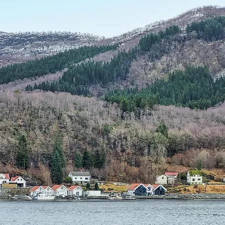 4 Bedroom Awesome In Nedre Vats Дом отдыха Stokka