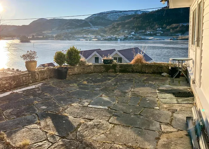 4 Bedroom Awesome In Nedre Vats Feriehus